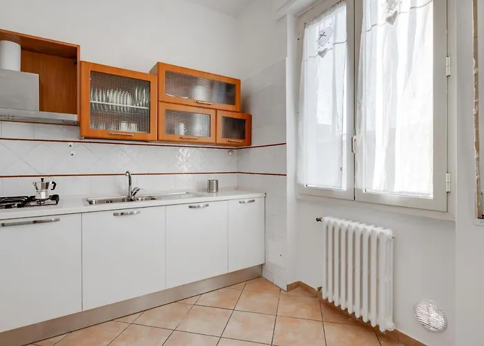 Lulli Cozy Apartment With Balcony